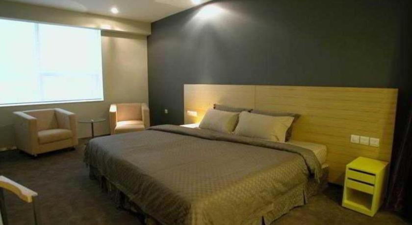 Catic Hotel--Adjacent Buliding Zhuhai Exterior photo